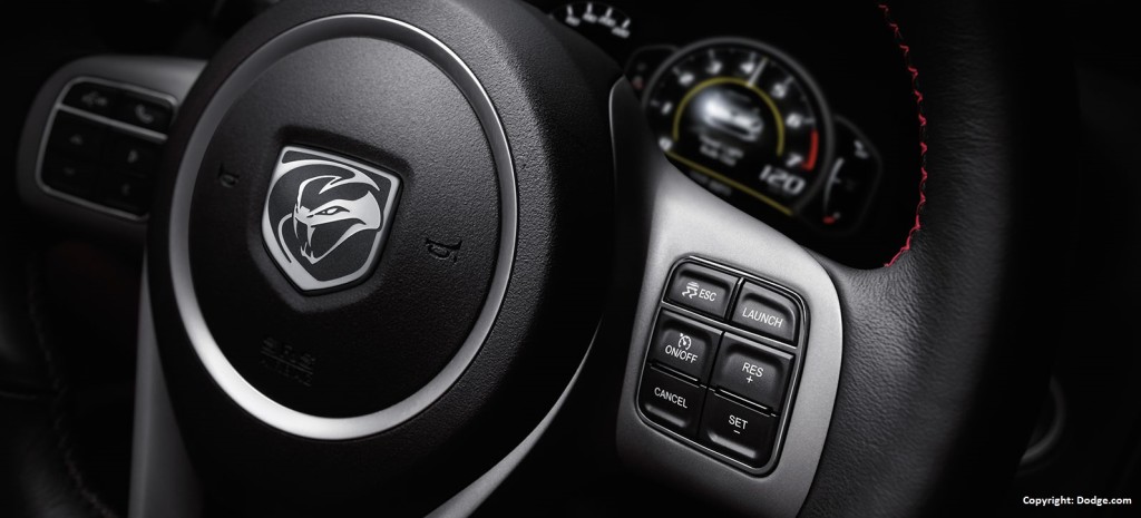 Aventura Dodge Viper SRT Badge